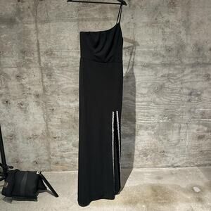 Lulus Size L Black mermaid one shoulder maxi dress